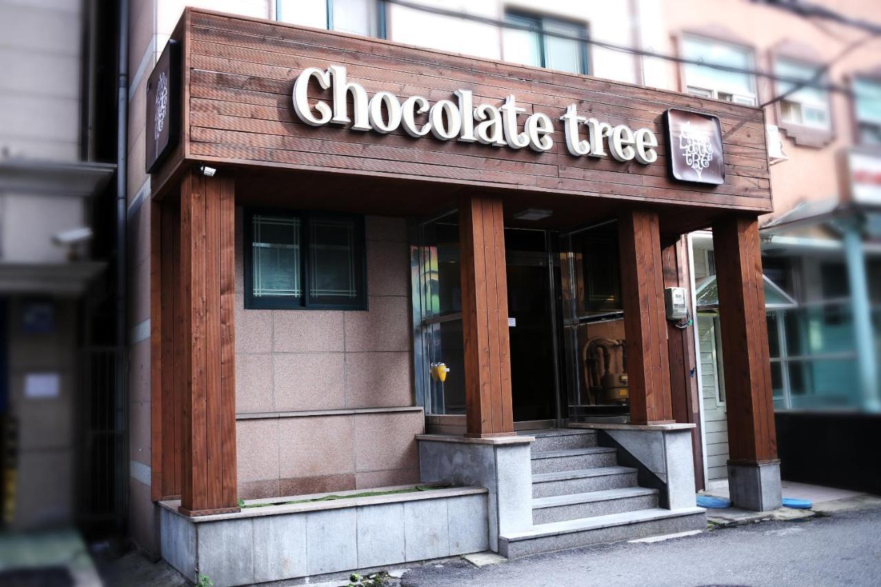 Chocolate Tree Sinchon Hotel Seoul Eksteriør billede